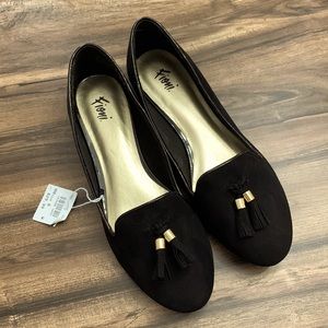 NEW Fioni Sz 8 Black Tassel Flats